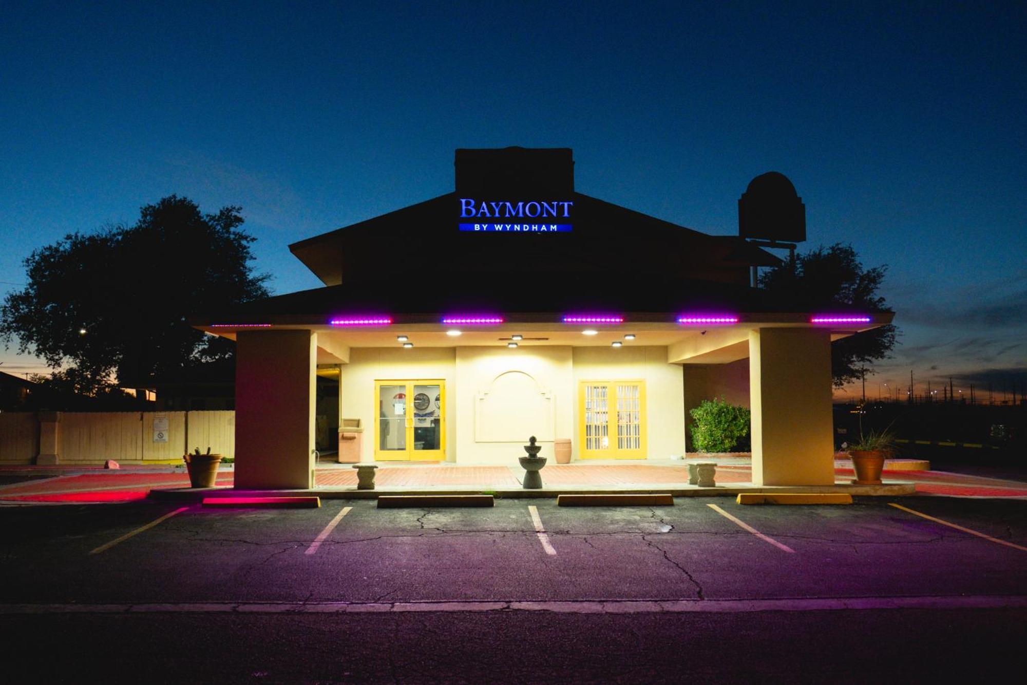 מלון פורט סטוקטון Baymont By Wyndham מראה חיצוני תמונה